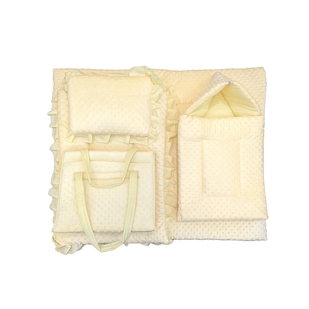 5 Pieces Bedding Set (Pillow, Comforter, Bed Comforter, Baby Nest, Diaper Bag)